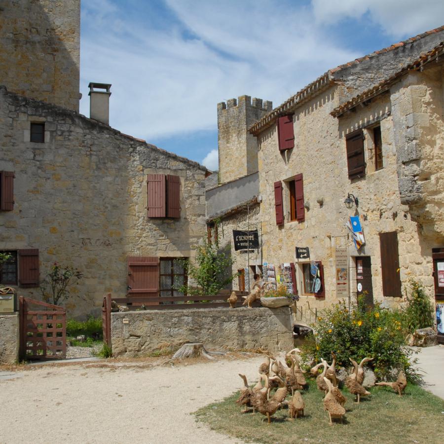 Le village de Larressingle